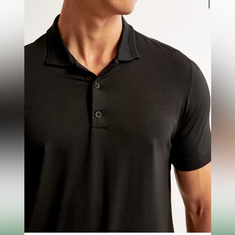 Abercrombie Men's Black Performance Polo - Picture 4 of 7